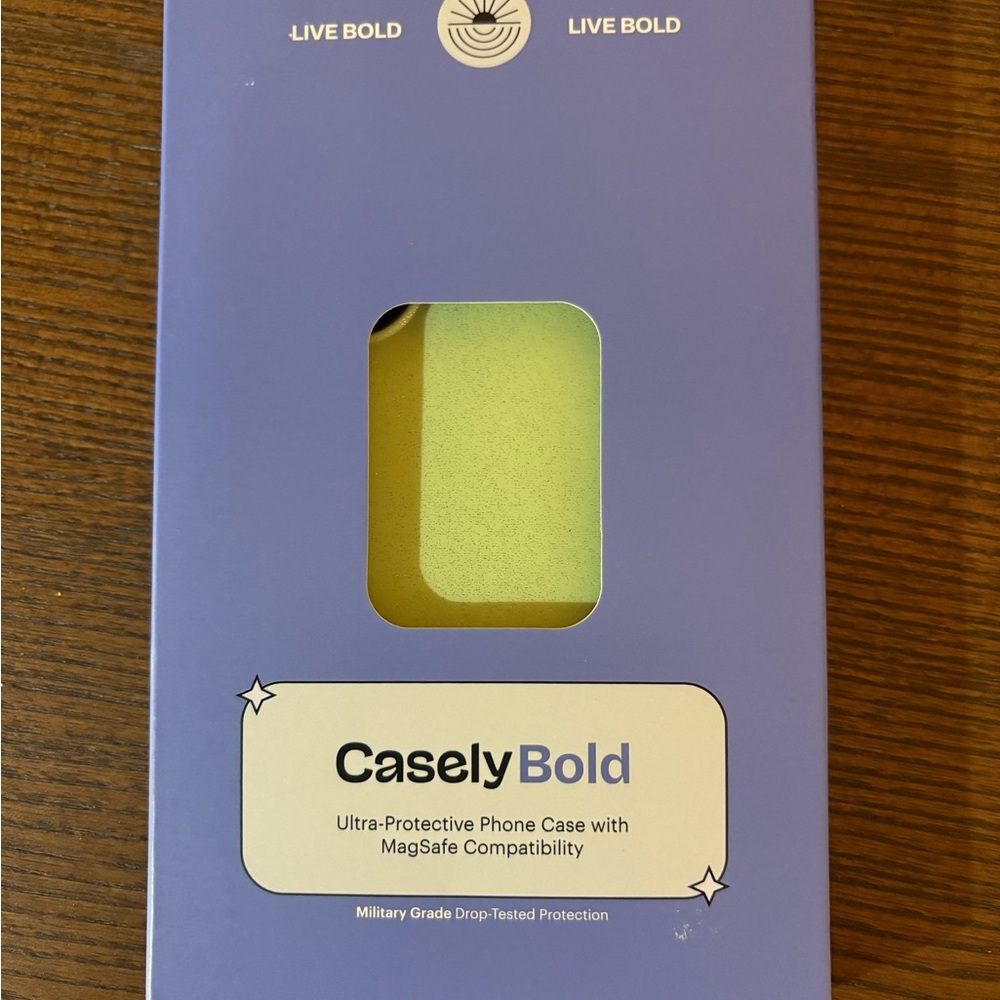Casely Bold Kiwi Grewn iPhone 16 Case with MagSafe Compatibility New in Box